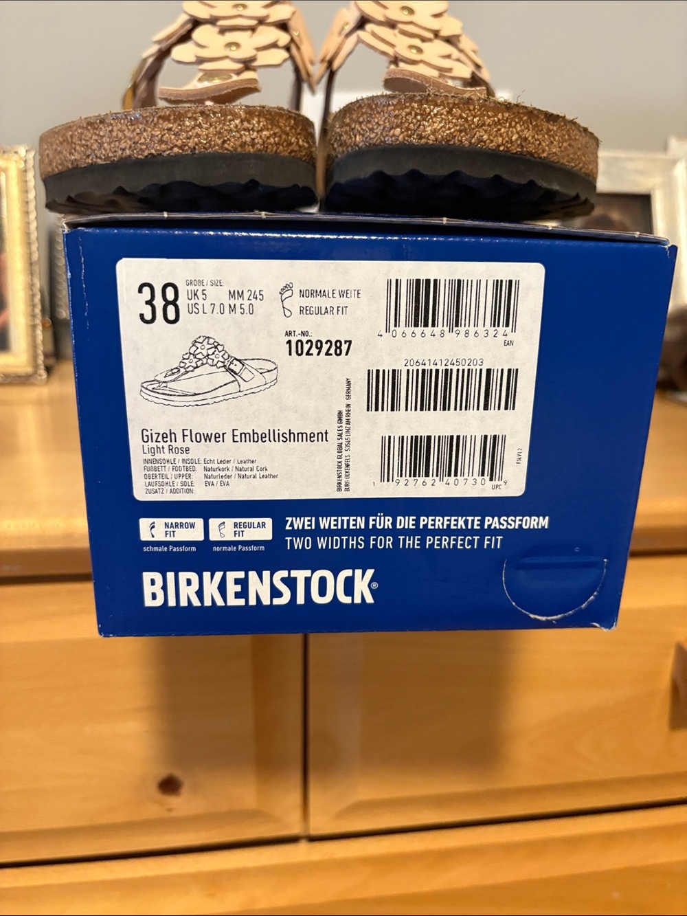Gizeh Flower Embellishment Birkenstocks - Picture 8 of 8